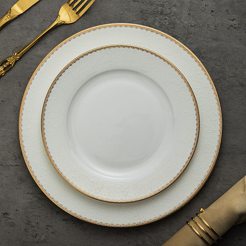 Gold Plated Cutlery - Kreativer vergoldeter Blumen-Western-Essteller aus Knochenporzellan, Vintage-Besteck,