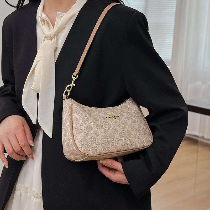 Luxuriöse Damen-Ledertasche, e – Luxury Lifestyle City Bewertung und Preis