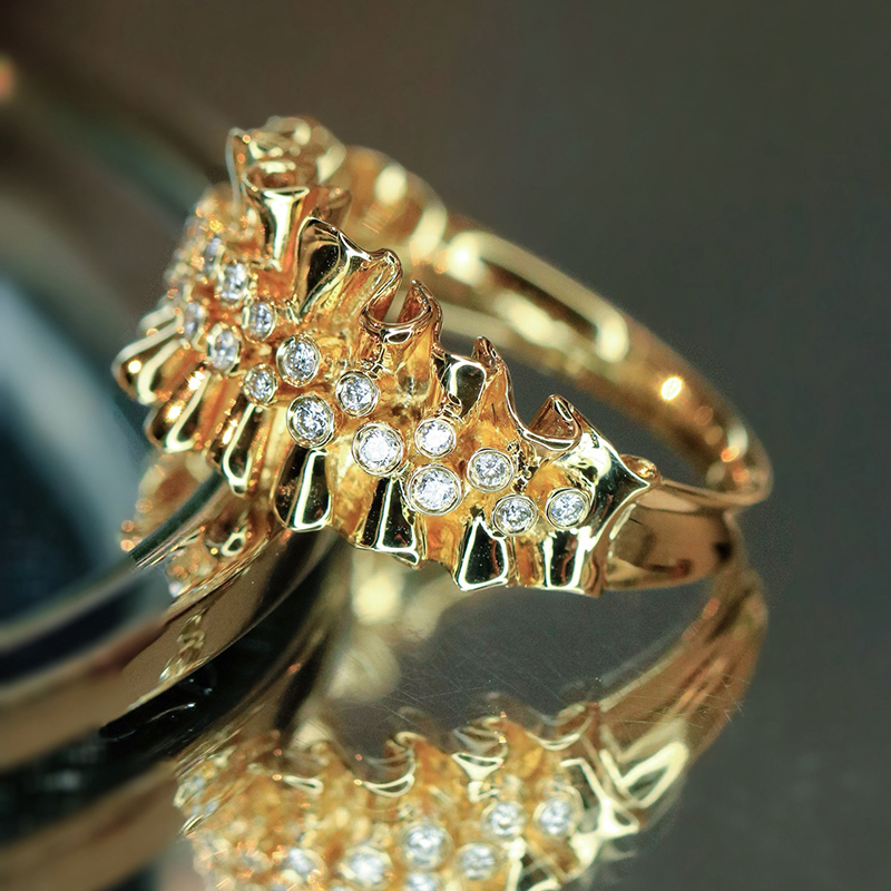 Aazuo Vintage-Schmuck aus 18 K – Luxury Lifestyle Girl Bewertung und Preis