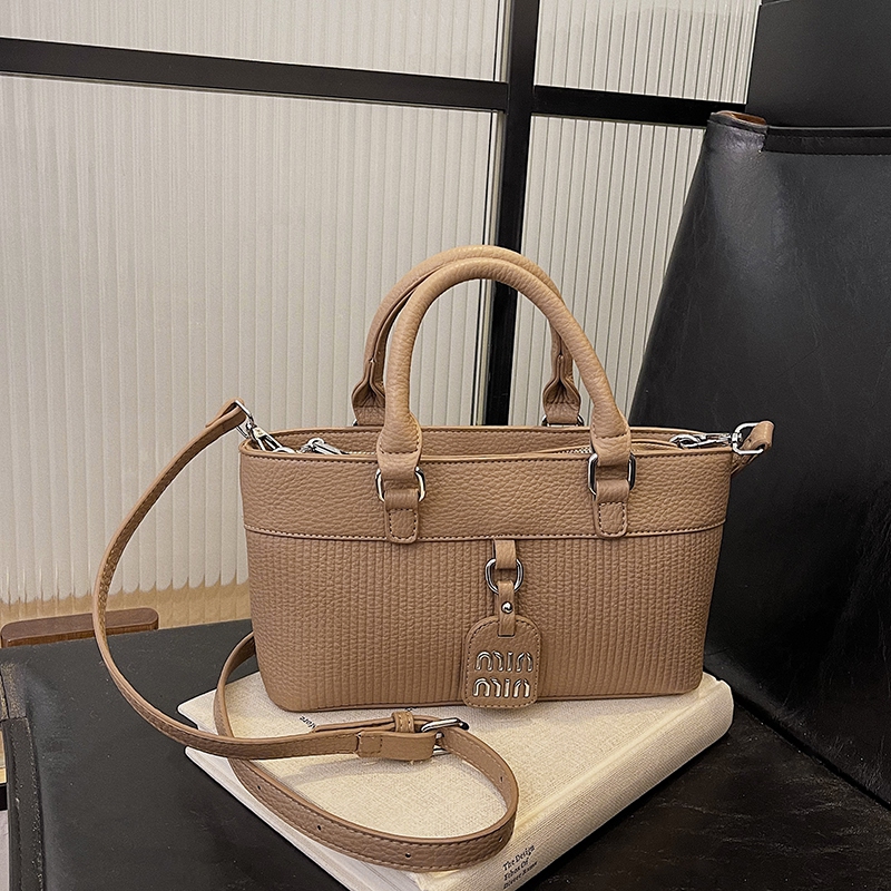 Luxuriöse Damen-Ledertasche, h – Luxury Lifestyle City Bewertung und Preis