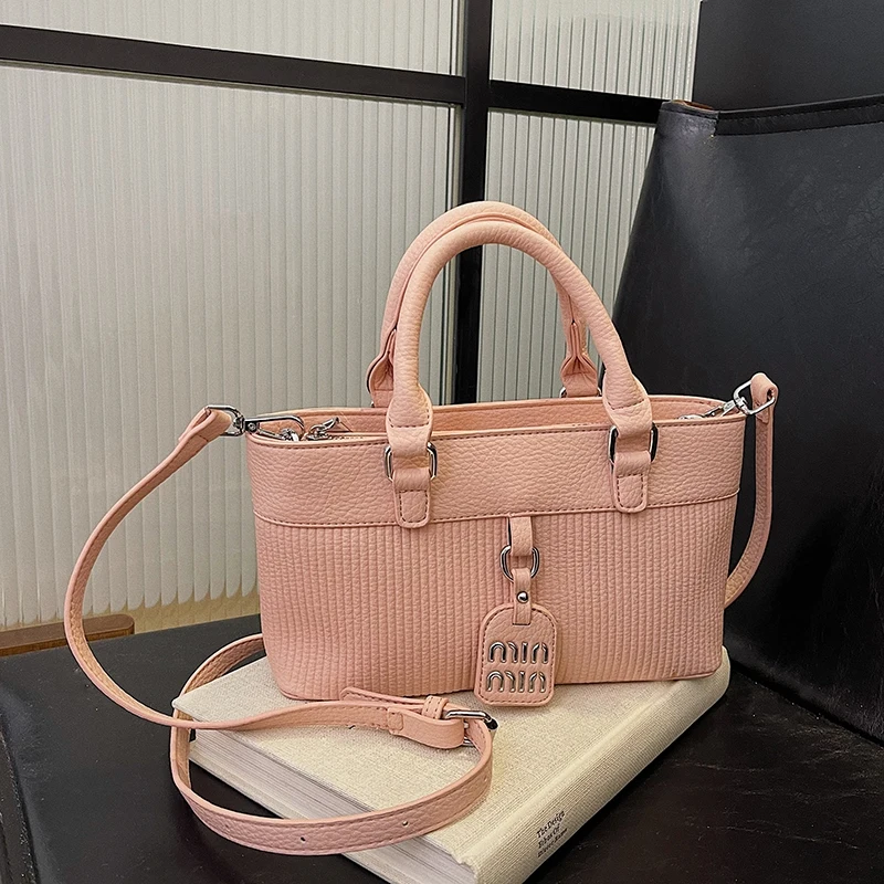 Luxuriöse Damen-Ledertasche, h – Luxury Lifestyle City Bewertung und Preis